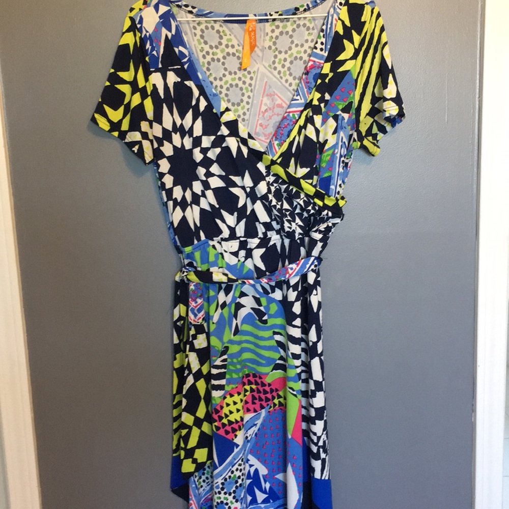 💗💗Beautiful geometric print maxi dress.